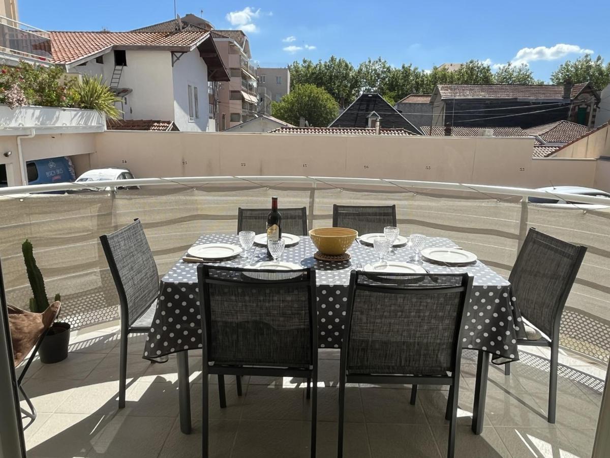 T3 En Centre D'Arcachon, 2 Min Plage, 5 Min Gare, Balcon, Parking Securise, Wifi, Menage Inclus - Fr-1-374-193 Exterior photo